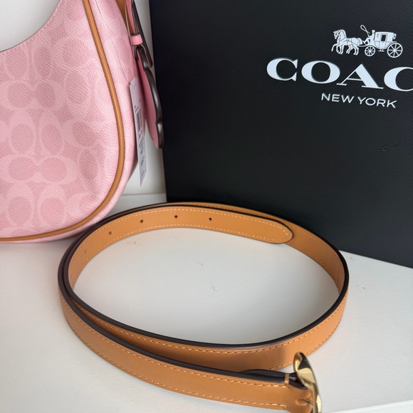 NWT Coach Emily Shoulder Bag In Signature Canvas With Charms - Picture 6 of 15